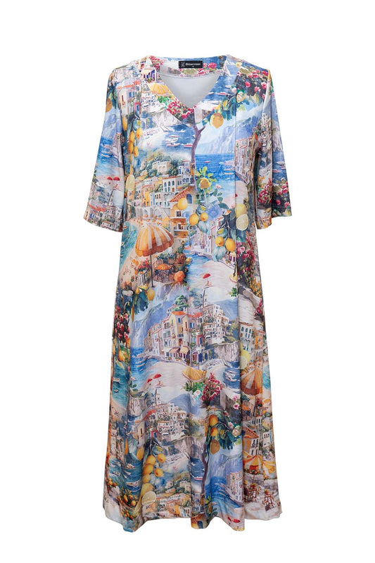 Bittermoon’s Mystic Dress in Monaco features a scenic coastal print in soft stretch viscose. A relaxed A-line silhouette with a flattering V-neckline – made in New Zealand.
